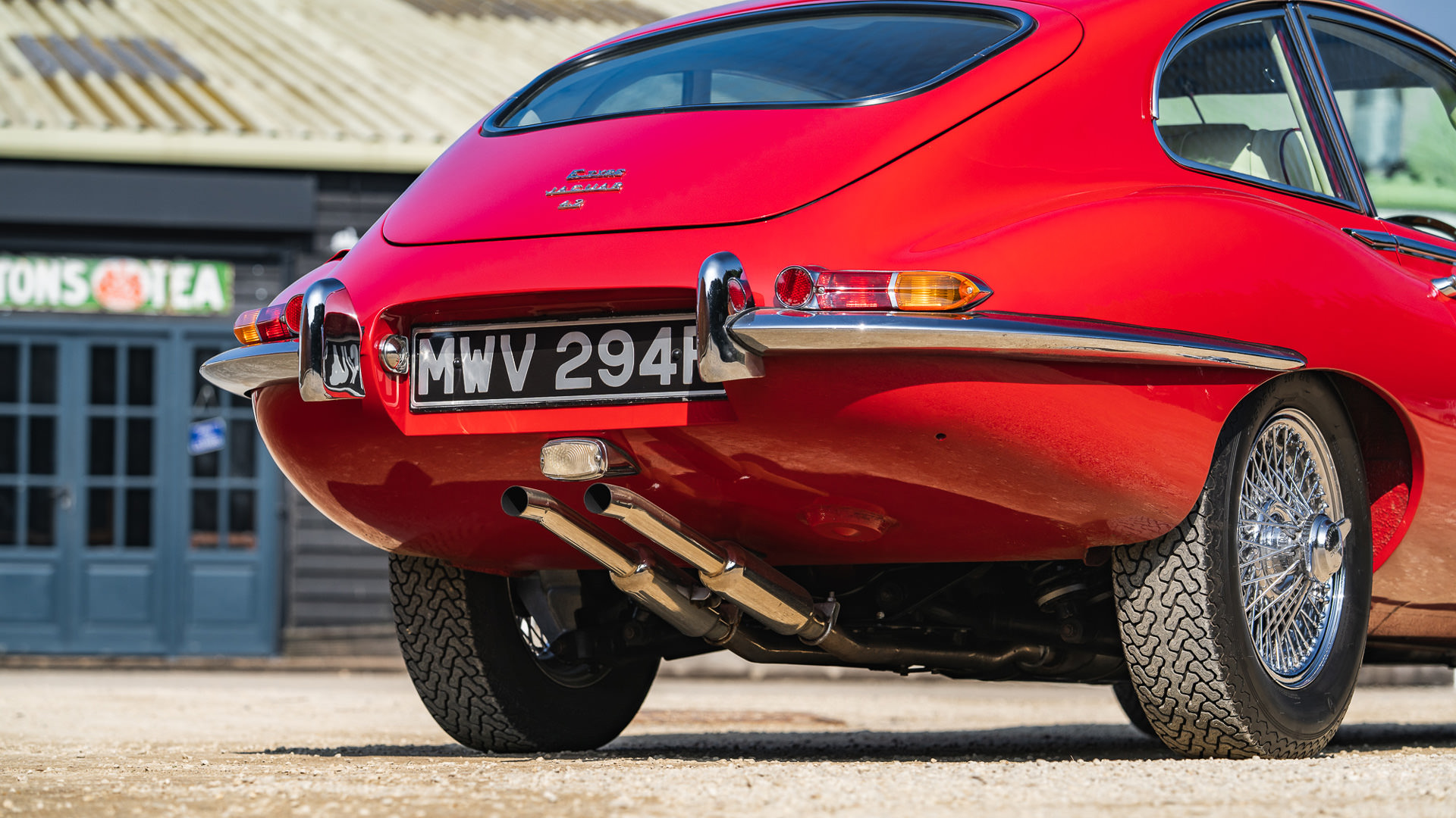 1968 Jaguar E Type 2+2 Series 1.5 17 classic car hire