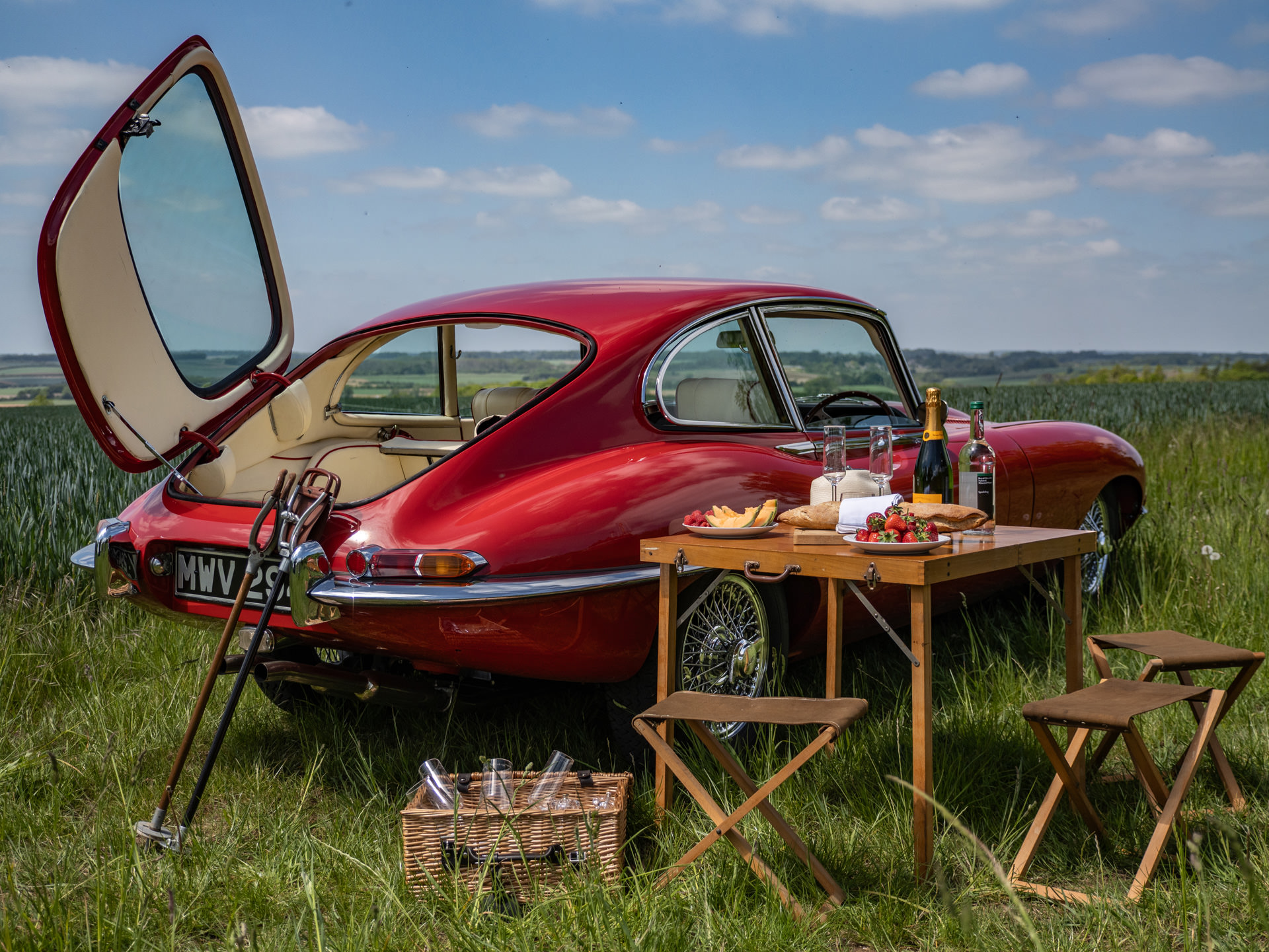 Jaguar Series 1.5 E Type for hire Picnic 29
